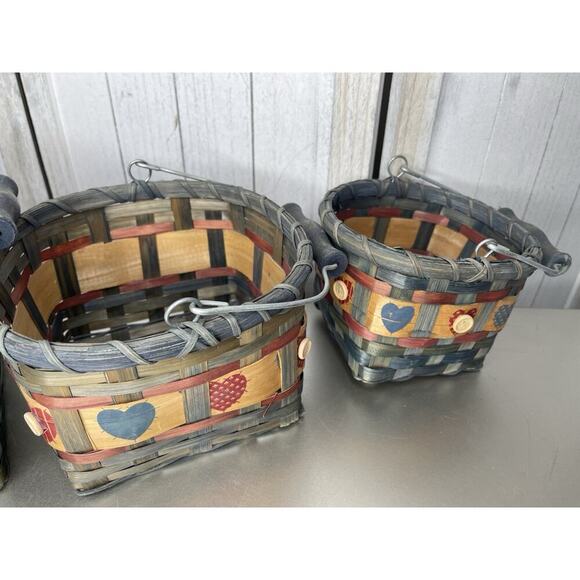 Vintage Heart Motif Wicker Basket With Handle Rustic Set Of 3 Nesting - Picture 3 of 9